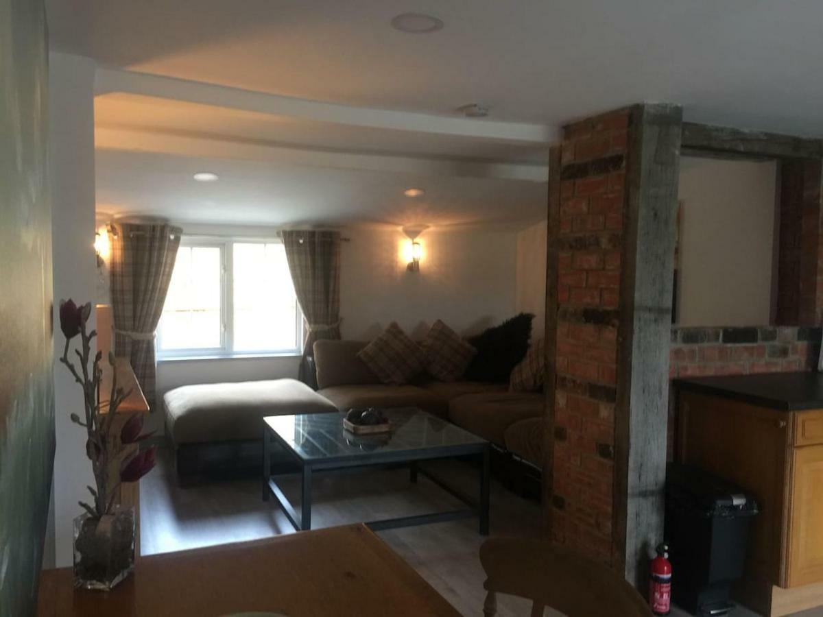 Hartpury Woodpecker Cottage At Frog Trotters Cottages מראה חיצוני תמונה
